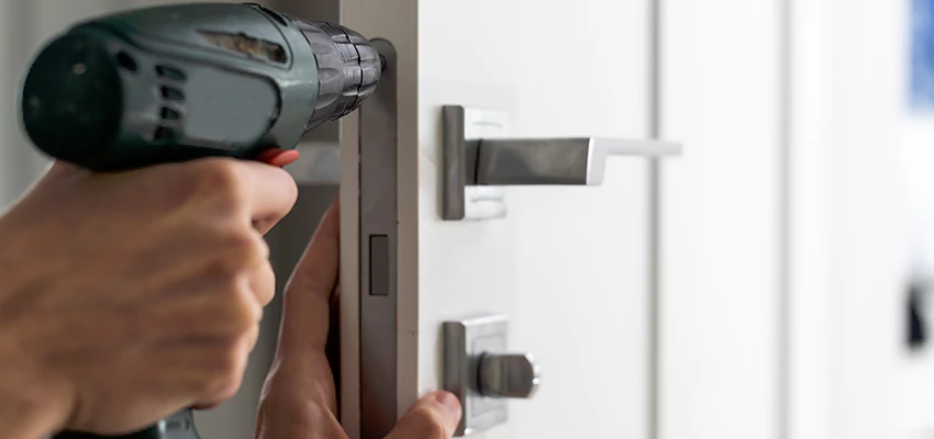 Locksmith For Lock Replacement Near Me in Wasco, CA