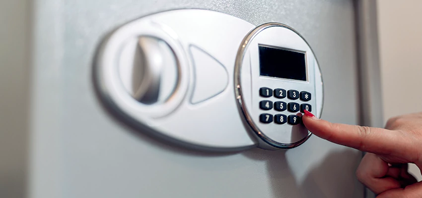 Jewelry Safe Cracking in Wasco, California